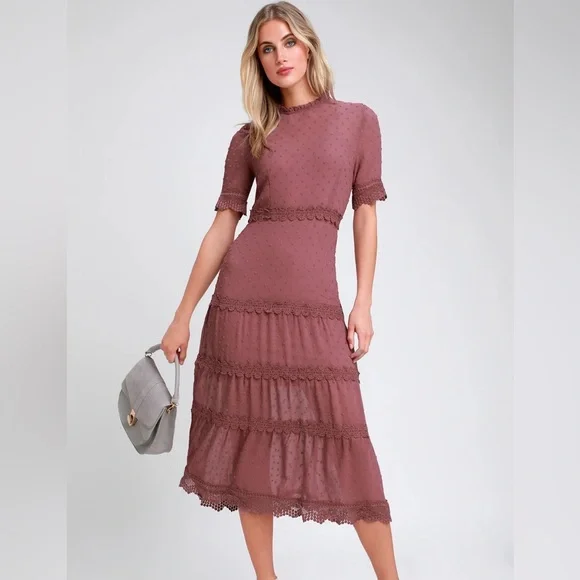 Lulu’s Rose Mauve Lace Trim Midi Dress | Tiered Swiss Dot | Size M - Picture 1 of 8